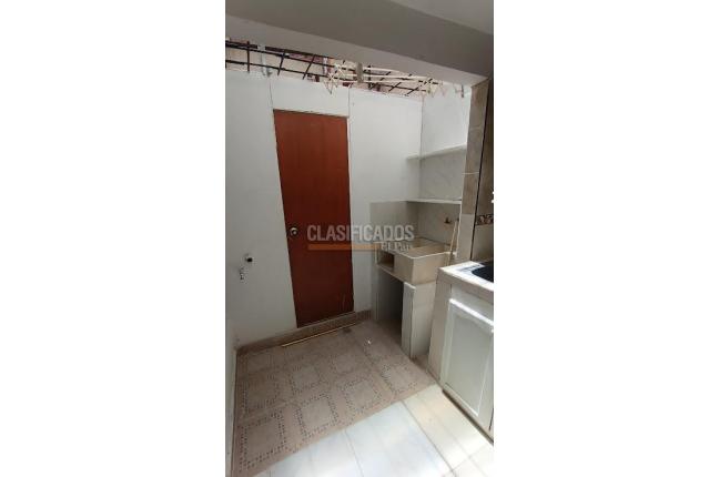 Apartamentos, Alquiler, Calicanto - $1.200.000