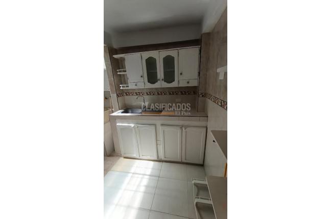 Apartamentos, Alquiler, Calicanto - $1.200.000