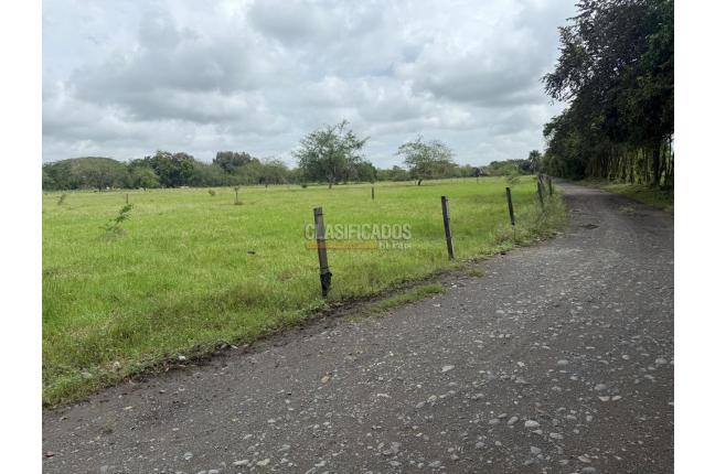 Fincas y Casas Campestres, Venta, Bugalagrande - $2.800.000.000