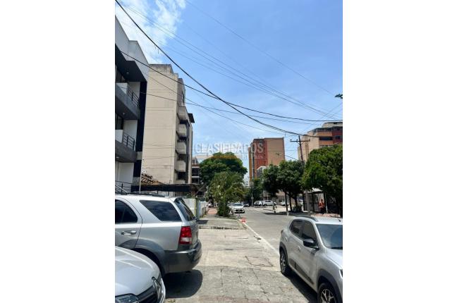 Edificios, Venta en Versalles