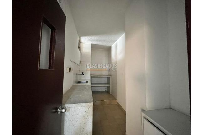 Edificios, Venta, Versalles - $2.600.000.000