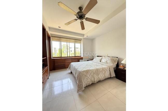 Apartamentos, Venta, Multicentro - $520.000.000