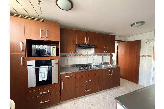 Apartamentos, Venta, Multicentro - $520.000.000