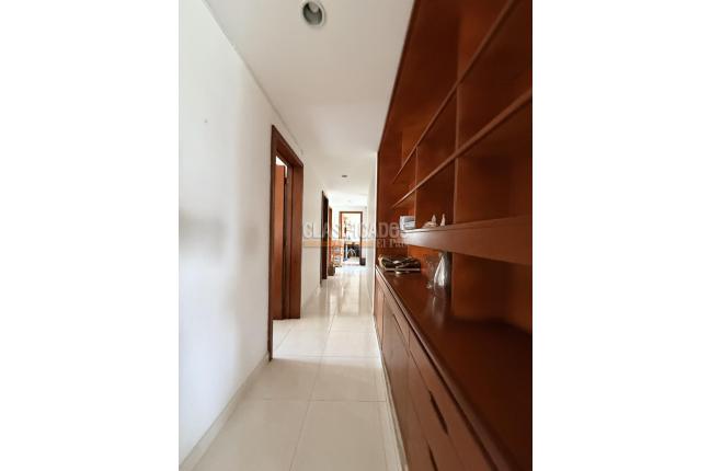 Apartamentos, Venta, Multicentro - $520.000.000