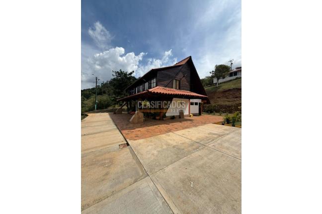 Fincas y Casas Campestres, Venta en La Elvira