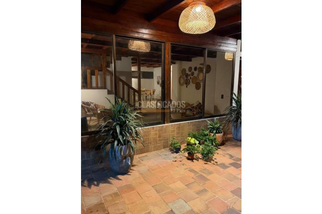 Fincas y Casas Campestres, Venta en La Elvira