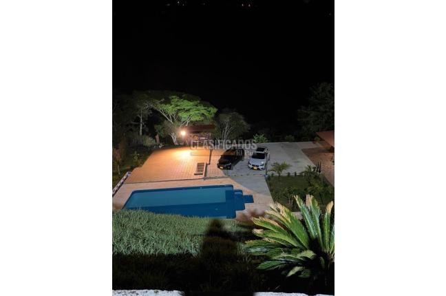 Fincas y Casas Campestres, Venta, La Elvira - $900.000.000