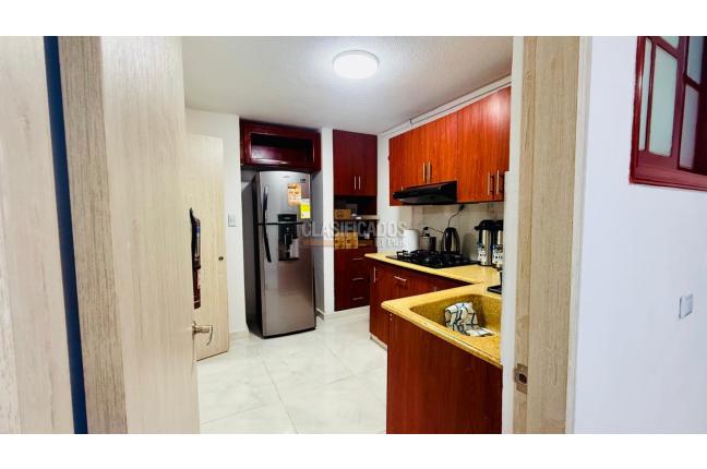 Oficinas y Consultorios, Alquiler, Capri - $6.000.000