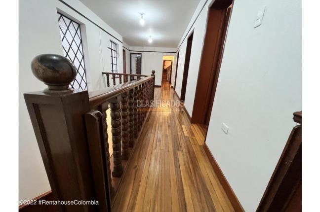 Casas, Venta, Bogotá - $2.400.000.000
