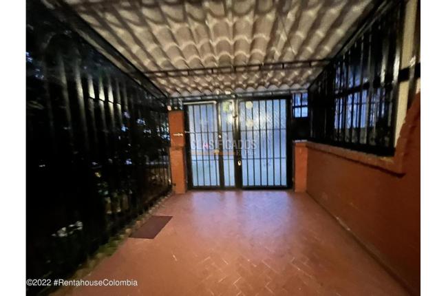 Casas, Venta, Bogotá - $2.400.000.000