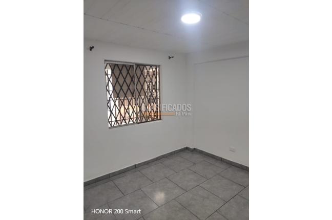 Casas, Alquiler, Ciudad Talanga - $900.000