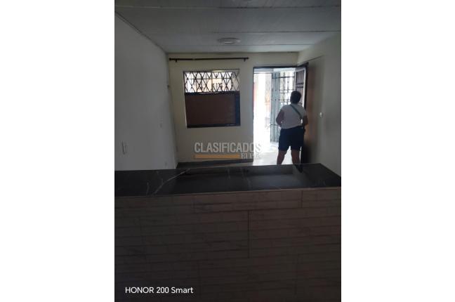 Casas, Alquiler, Ciudad Talanga - $900.000