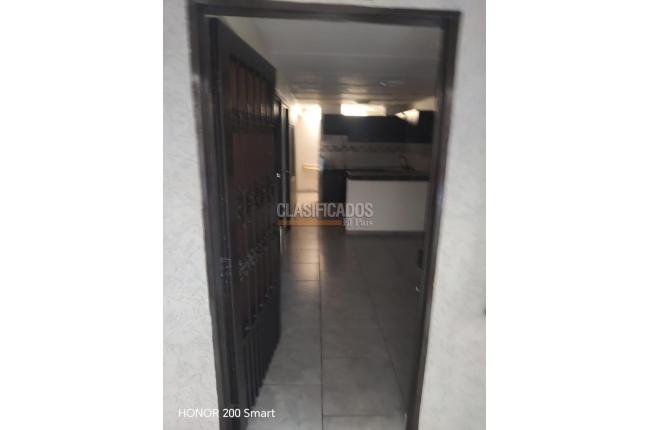Casas, Alquiler, Ciudad Talanga - $900.000