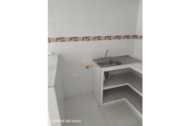 Locales y Bodegas, Alquiler, Brisas de los Álamos - $2.200.000