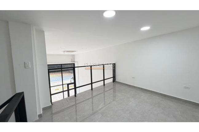 Locales y Bodegas, Alquiler, Cuarto de Legua - $4.500.000