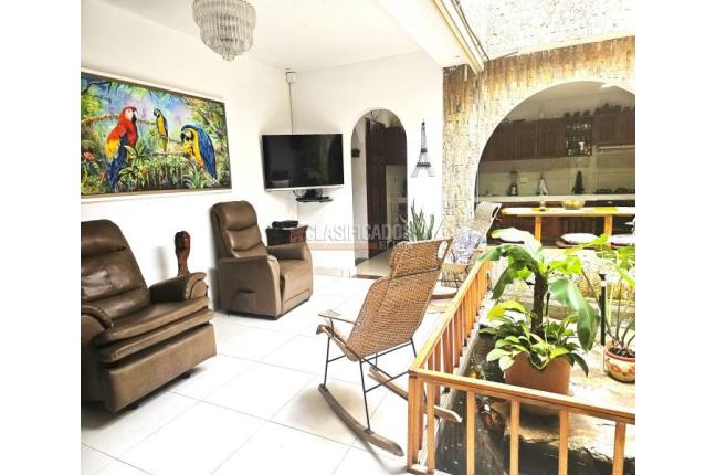 Casas, Venta, Prados del Norte - $695.000.000