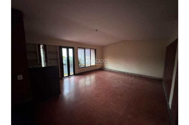 Casas, Alquiler, Buga - $5.000.000
