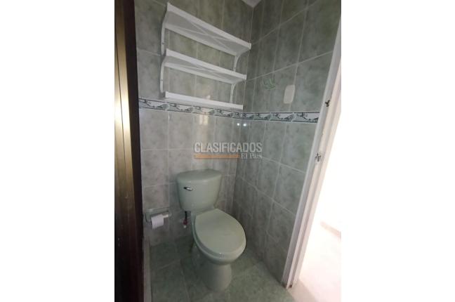 Apartamentos, Alquiler, La Esmeralda - $1.200.000