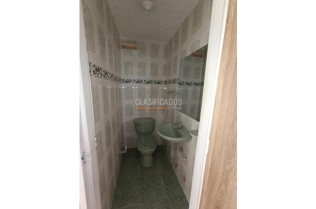 Apartamentos, Alquiler, La Esmeralda - $1.200.000