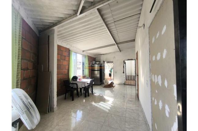 Casas, Venta, Belalcázar - $600.000.000