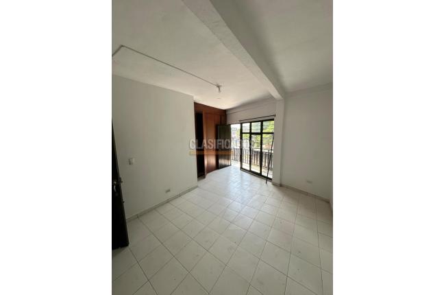 Apartaestudios, Alquiler, Atanasio Girardot - $790.000