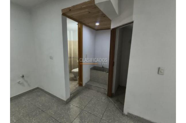 Locales y Bodegas, Alquiler, Bogotá - $2.500.000