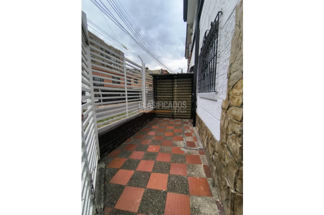 Casas, Alquiler, Bogotá - $9.200.000