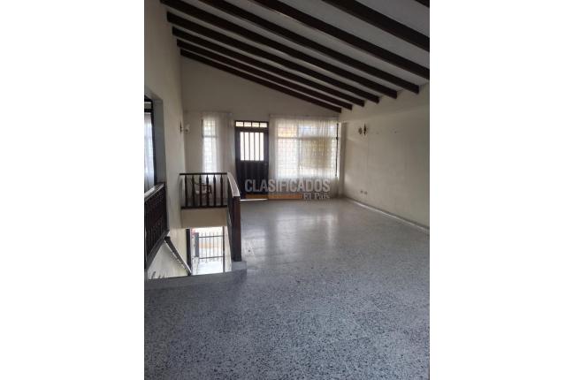 Casas, Venta, Colseguros - $687.000.000