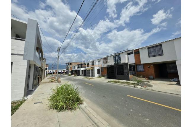 Casas, Alquiler en Palmira