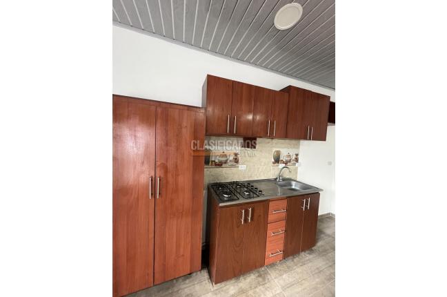 Apartamentos, Alquiler en Aguablanca