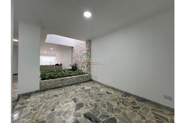 Casas, Alquiler en La Flora