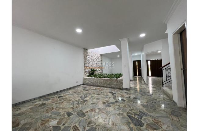 Casas, Alquiler, La Flora - $8.000.000