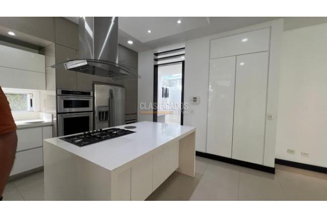 Casas, Alquiler en Pance