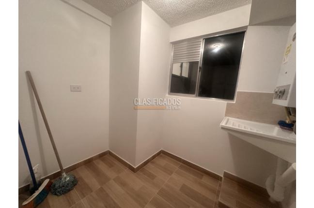 Apartamentos, Alquiler, Madrid - $1.300.000