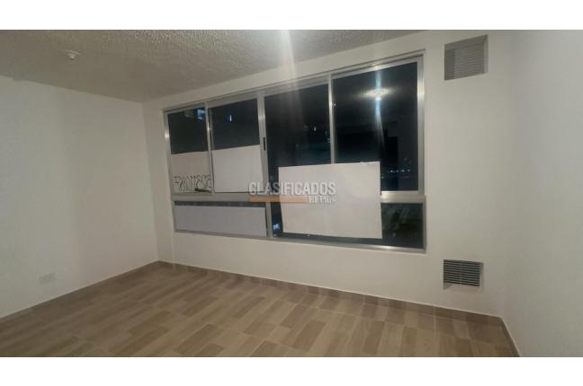 Apartamentos, Alquiler, Madrid - $1.300.000