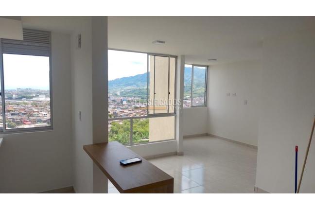 Apartamentos, Alquiler, Dos Quebradas - $900.000