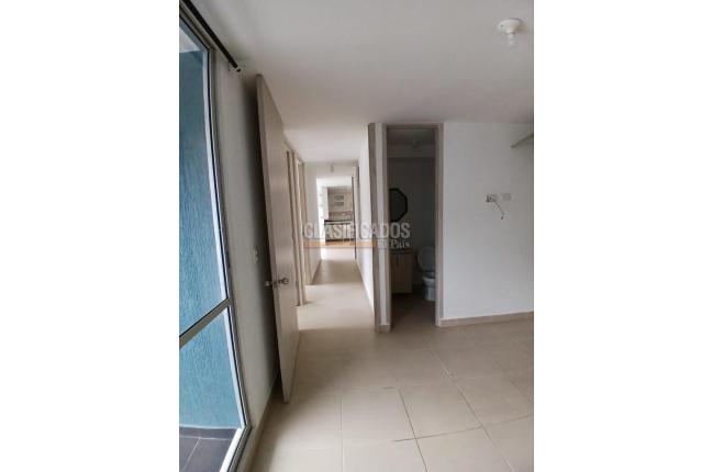 Apartamentos, Alquiler, Armenia - $1.400.000