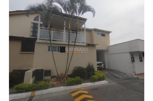 Casas, Venta en La Flora