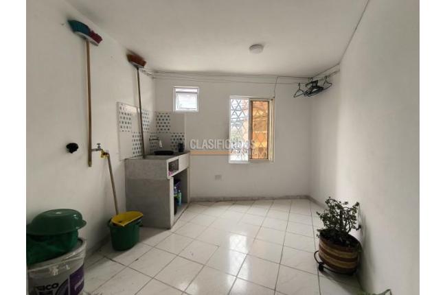 Apartamentos, Alquiler, Saavedra Galindo - $1.200.000
