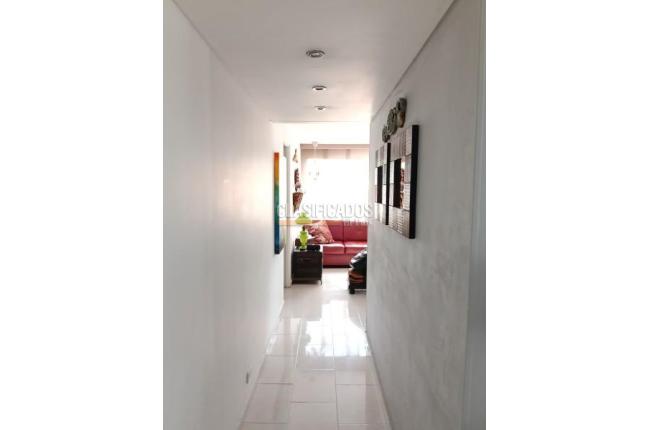 Apartamentos, Venta, Multicentro - $430.000.000