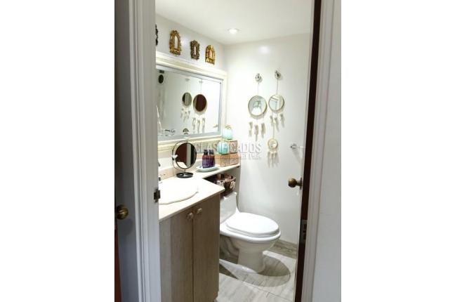 Apartamentos, Venta, Multicentro - $430.000.000