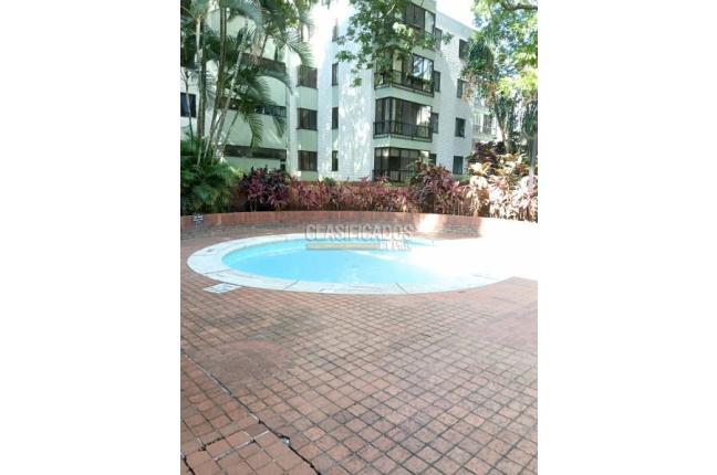 Apartamentos, Venta, Multicentro - $430.000.000
