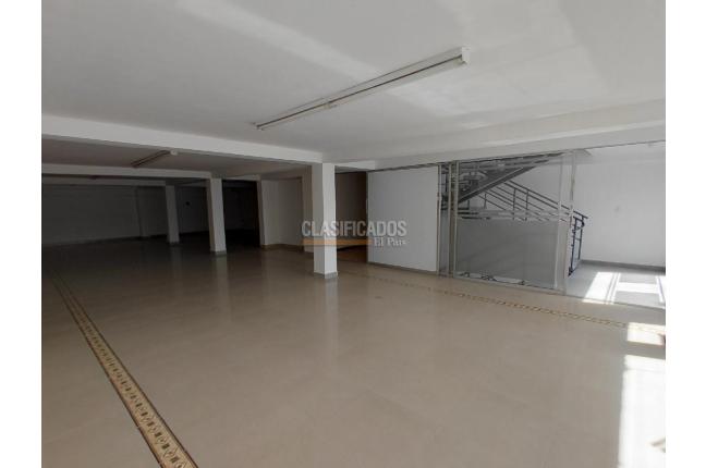 Locales y Bodegas, Alquiler, Camino Real - $7.000.000