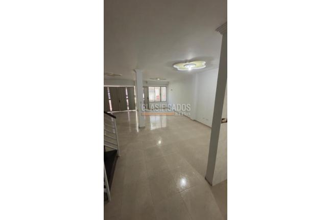 Casas, Venta, Ciudad 2.000 - $540.000.000