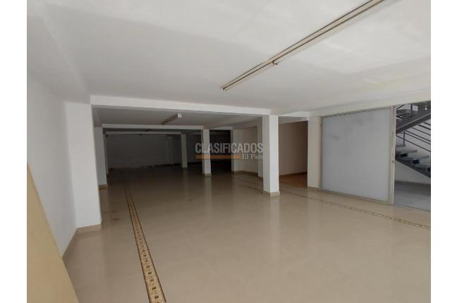 Locales y Bodegas, Alquiler, Camino Real - $8.000.000