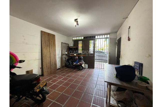 Edificios, Venta, Bretaña - $795.000.000