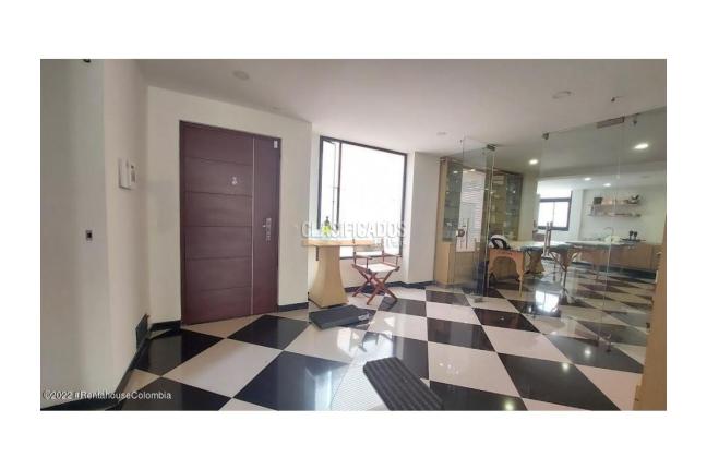 Oficinas y Consultorios, Venta en Bogotá