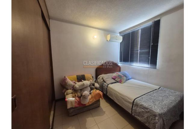Apartamentos, Venta, Primero de Mayo - $240.000.000