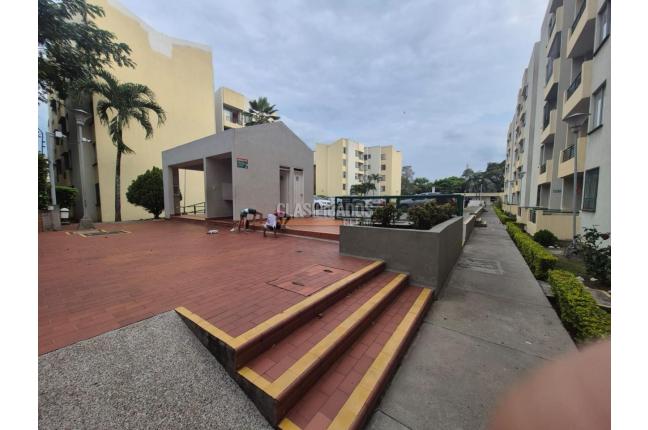 Apartamentos, Venta, Primero de Mayo - $240.000.000
