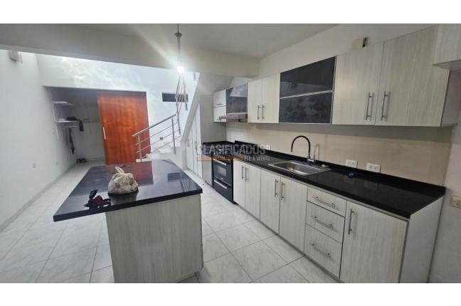 Casas, Alquiler, El Bosque - $5.000.000